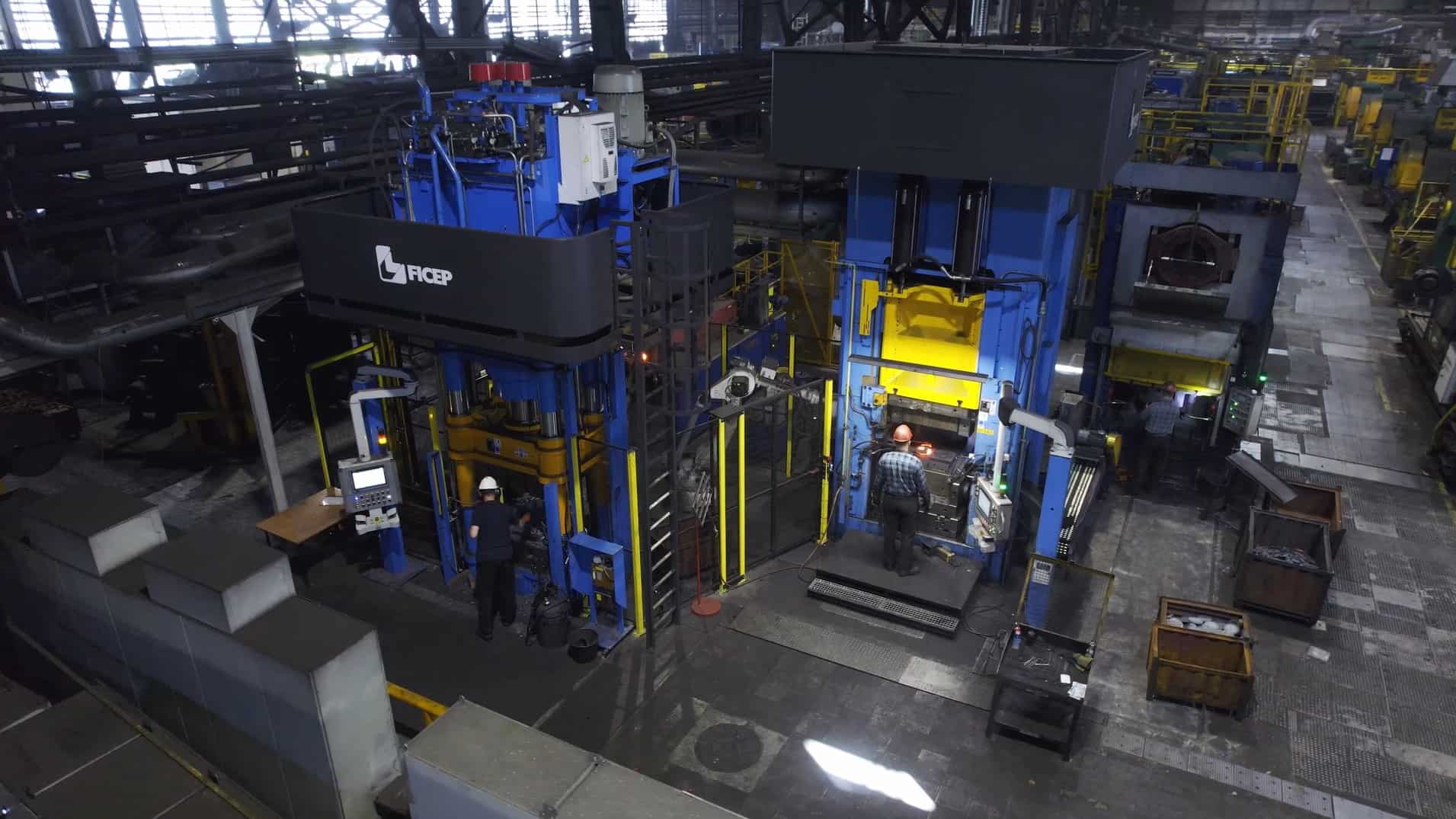 Kuźnia Polska — robotyzacja obsługi maszyn CNC i pras