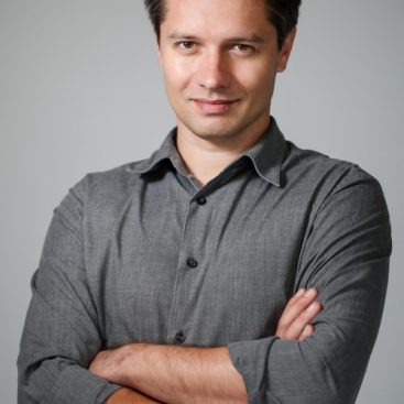 Piotr Adamczyk