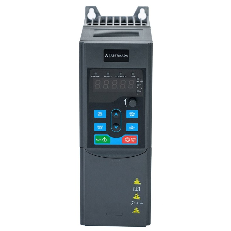  Falownik 5.5 kW trójfazowy do wentylatora i pompy, filtr kategorii C2, panel LED 