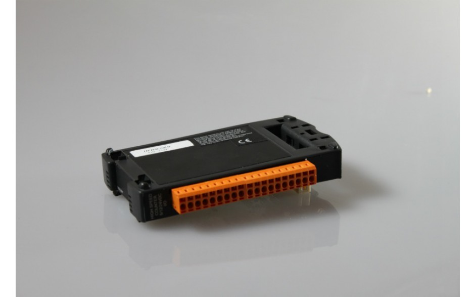 Wyprzedaż - SmartStack; 8 wej. dyskr. (12/24VDC); 8 wyj. dyskr. 5/12/24VDC; 0.5A; log. dodat.; ESCP; 4 wej. anal. (0-20mA; 4-20mA); 2 wyj. anal. (4-20ma) 3