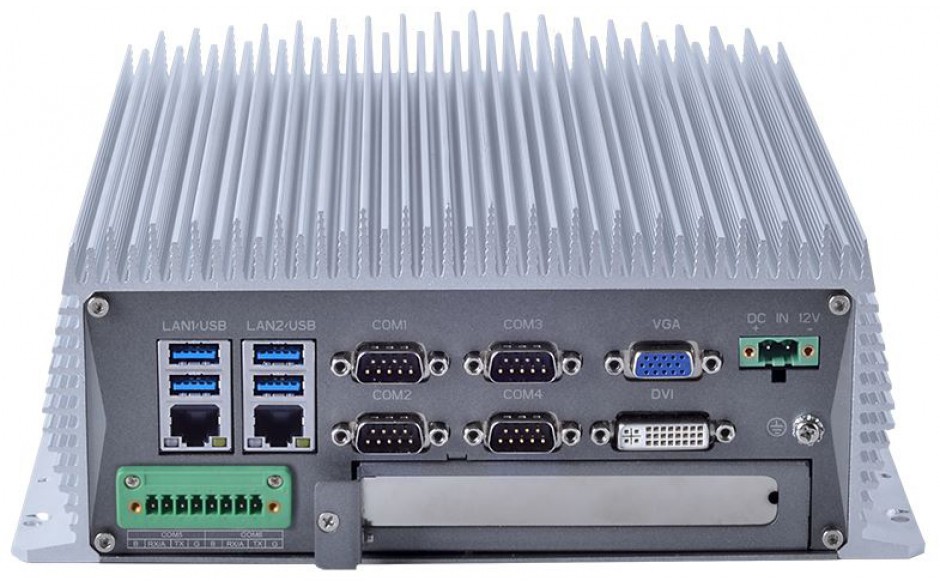 Komputer przemysłowy typu BOX, Intel i5-7400, 8GB RAM, SATA SSD 256 GB, WIN10-PRO/64/ENG, 1x PCIe, 4x RS232, 2x RS232/485, 4x USB 2.0, 4x USB 3.0, 2x LAN, DVI, VGA, HDMI, zasilanie 12-24VDC z zasilaczem biurkowym w zestawie