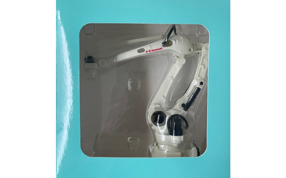 Plastikowy mini model robota CP180L