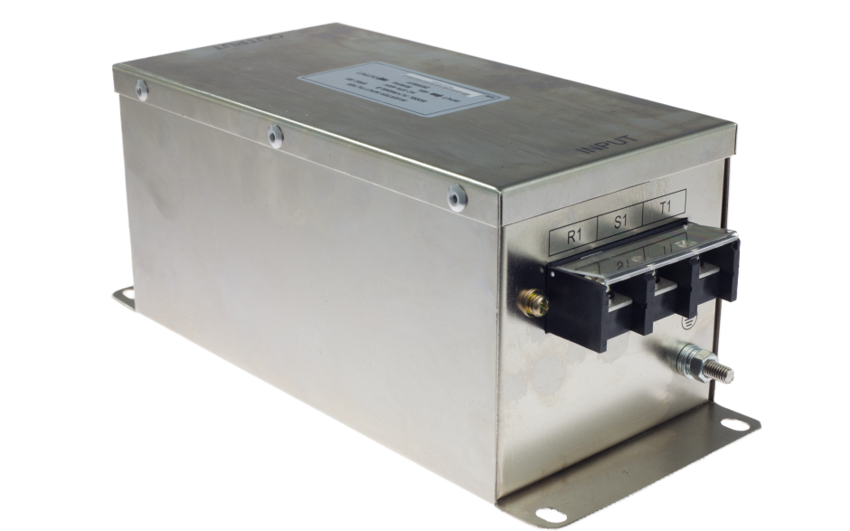 Wyprzedaż - Filtr wyjściowy do falownika 15/18 kW, zasilanie 3x400 V 2