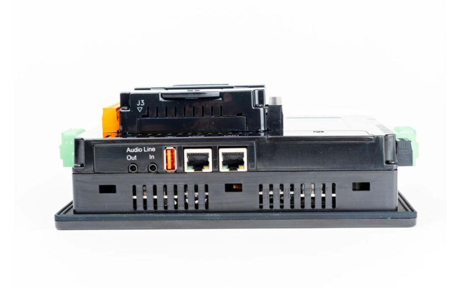 Sterownik PLC z HMI XL7e Prime - 7", 12 DI (24 VDC), 6 DO (przekaźnikowe 2A), 4 AI (0-10V, 0-20mA); zasilanie 9-30VDC 5