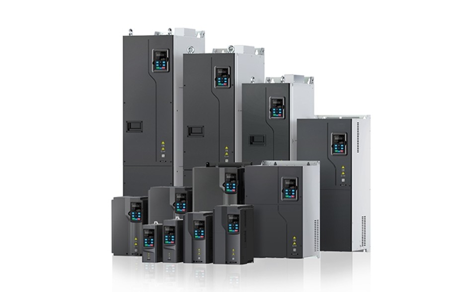  Falownik 315 kW trójfazowy do wentylatora i pompy, filtr kategorii C3, panel LED 