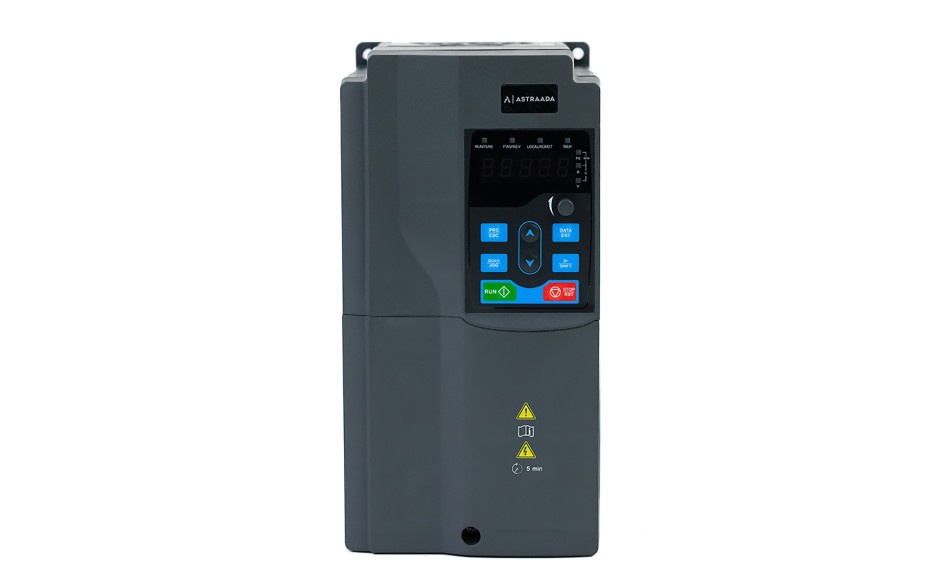  Falownik 15 kW trójfazowy do wentylatora i pompy, filtr kategorii C2, panel LED 