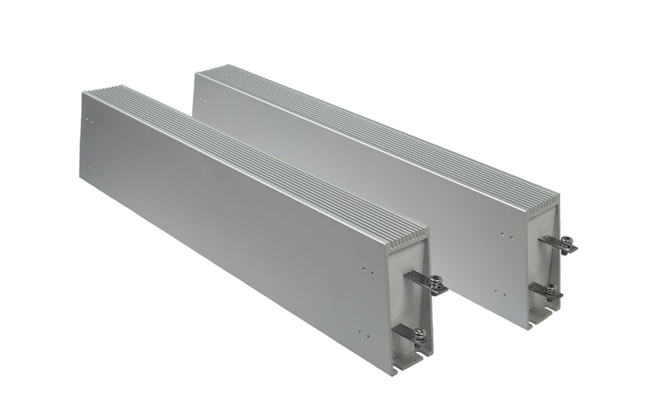 Rezystor hamujący (obudowa aluminiowa) do falowników Astraada DRV 1f: 1.5-2.2 kW i serwonapędów Astraada 1f: 0.4-1.5 kW, zasilanie 230 V.