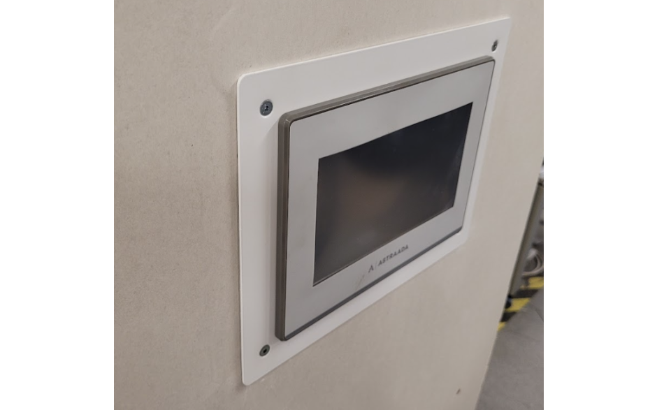 Obudowa do podtynkowego montażu panelu HMI 7" - Astraada HMI Panel, Astraada ONE Terminal 2