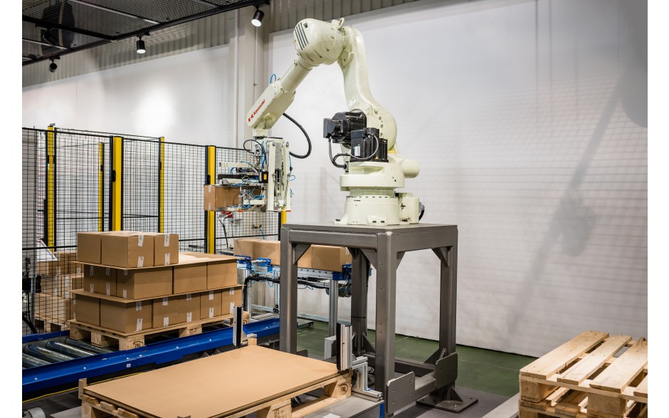 Robot paletyzujący Kawasaki Robotics RD080N 3
