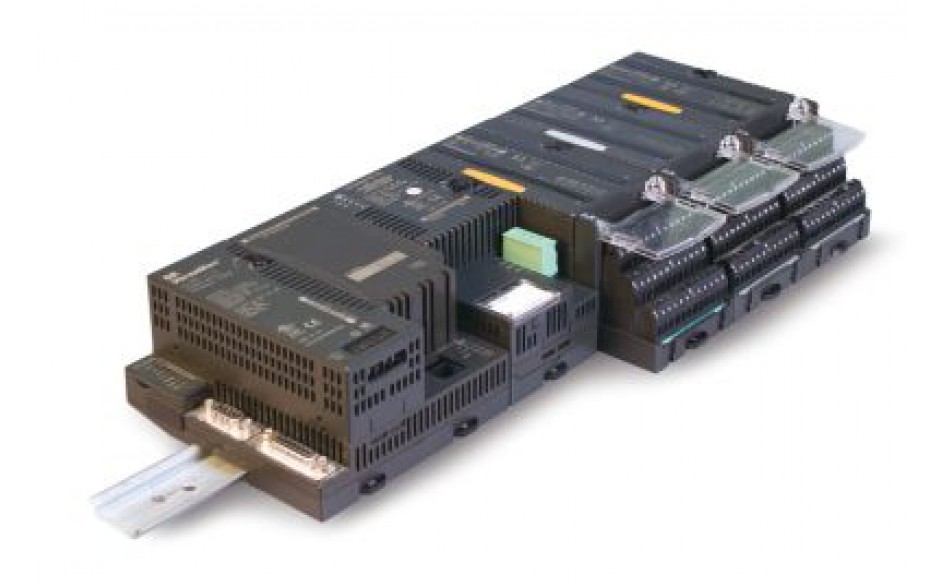 VersaMax - Konfigurowalna pamięć 128kB, szybkość - 0.8 ms/kB, port RS-232, RS-422/485, Ethernet